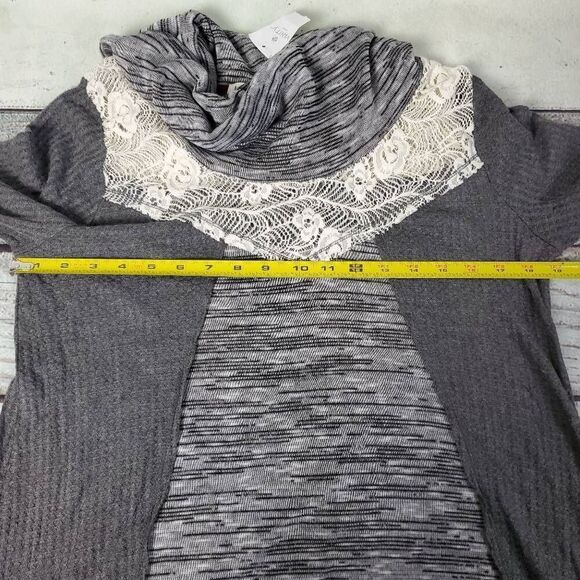 Jolt by Vanity Gray Cowl Neck Tunic Top M Lace Trim Long Sleeve Boho Sweater Shi - Picture 6 of 10